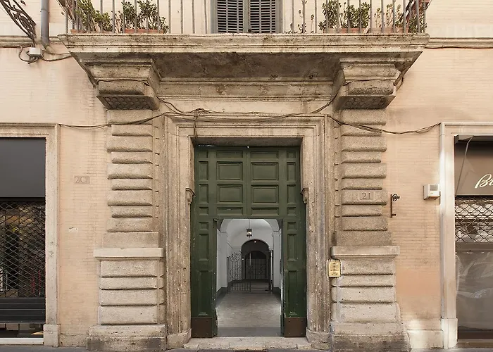 Condotti - 60 Mt From Spanish Steps