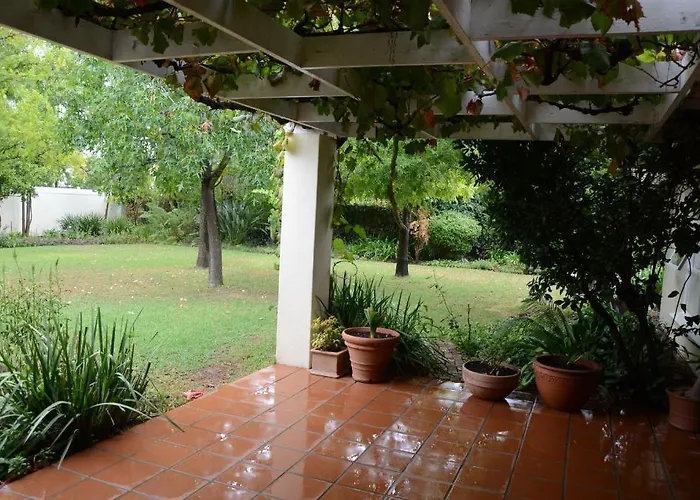 Magnolia Place Guest Houses Stellenbosch