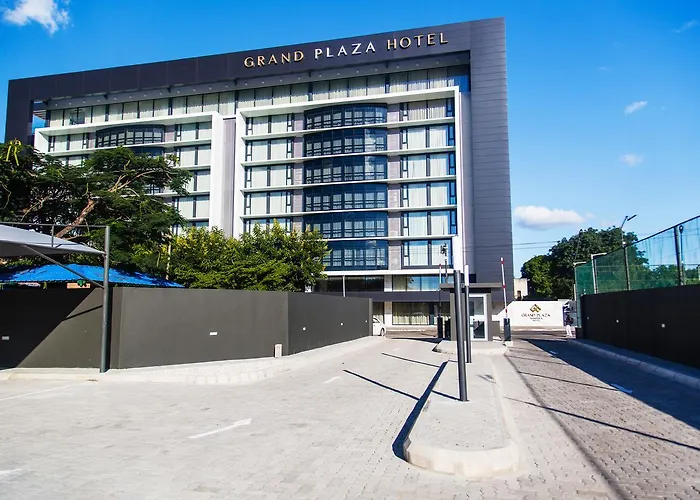 Grand Plaza Hotel Nampula