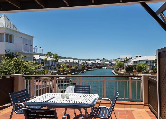 Waterfront 2 Quay West Apartment Knysna