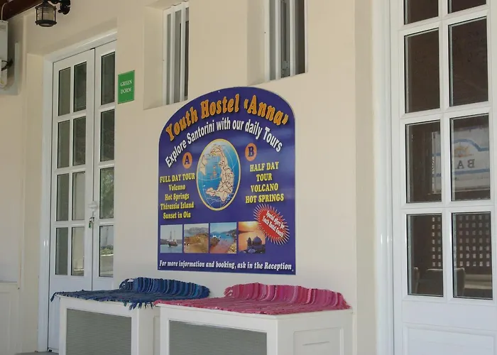 Youth Hostel Anna Perissa 