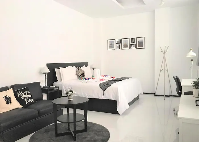 Yama Hotel & Rooftop Bar Yangon