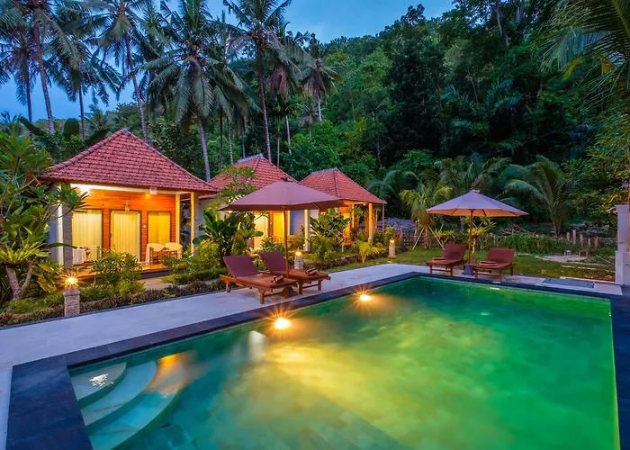 Crystal Bay Bungalows Sakti