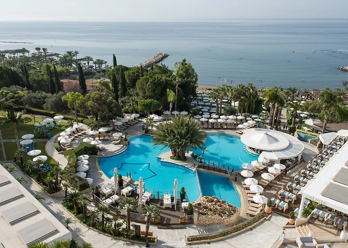 Mediterranean Beach Hotel Agios Tychonas