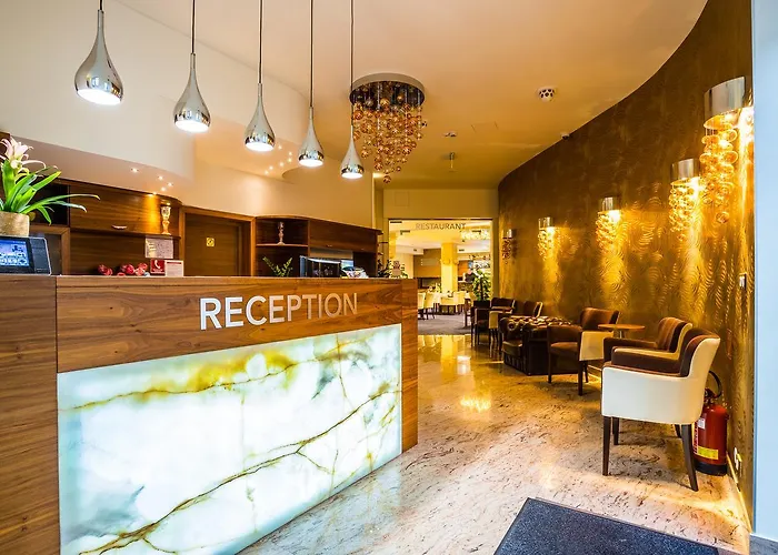Wellness Hotel Loewe Piest'any