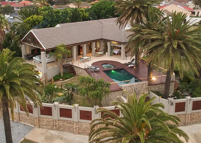 Island Way Villa Port Elizabeth