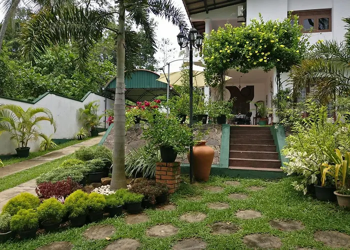 Samanala Garden Holiday Home Hikkaduwa