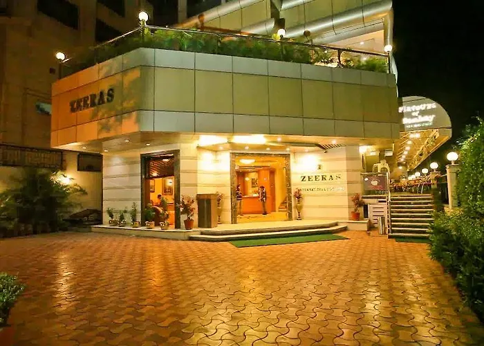 Hotel Zeeras Varanasi