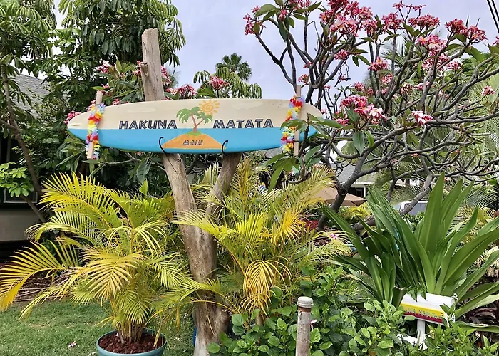 Hakuna Matata Maui Hostel Lahaina