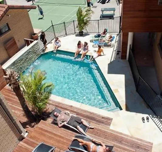 Maxmee Backpackers Resort Gold Coast