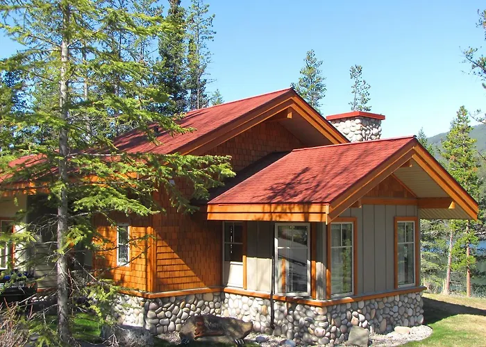 Patricia Lake Bungalows Jasper