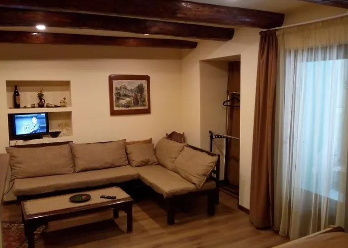 Low Budget Room With King Size Bed Tbilisi