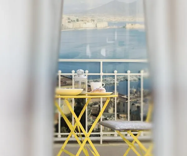La Casa Di Luna Naples