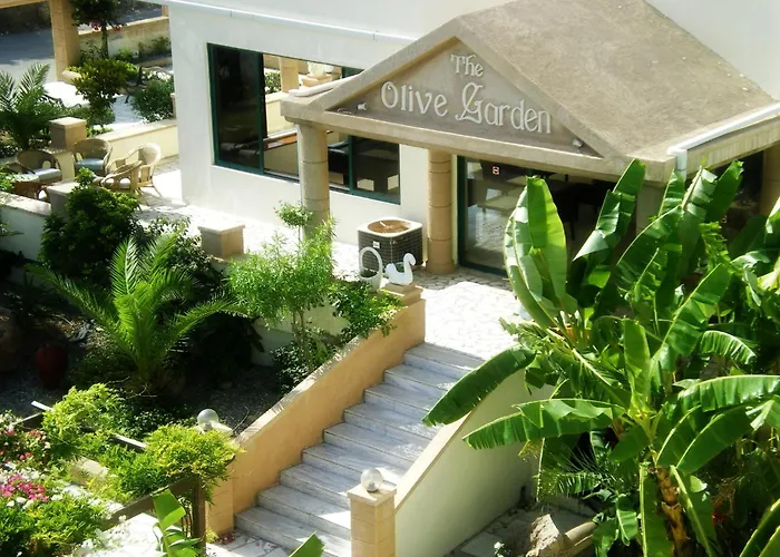 Olive Garden Hotel Lartos
