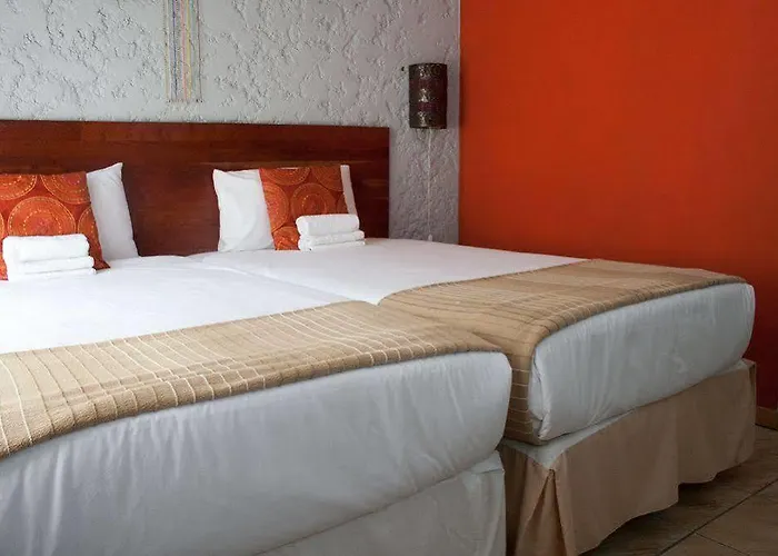 Rivernest Boutique Cottages Maun