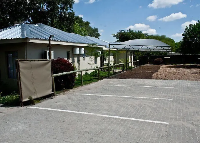 Rivernest Boutique Cottages Maun
