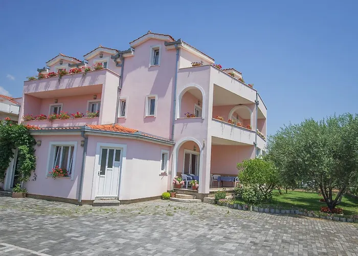 Guesthouse Helena Kastela