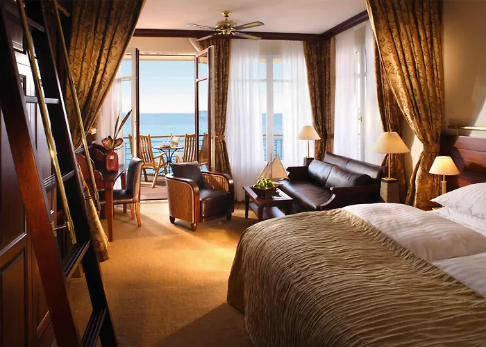 Yachthafenresidenz Hohe Duene Hotel Rostock