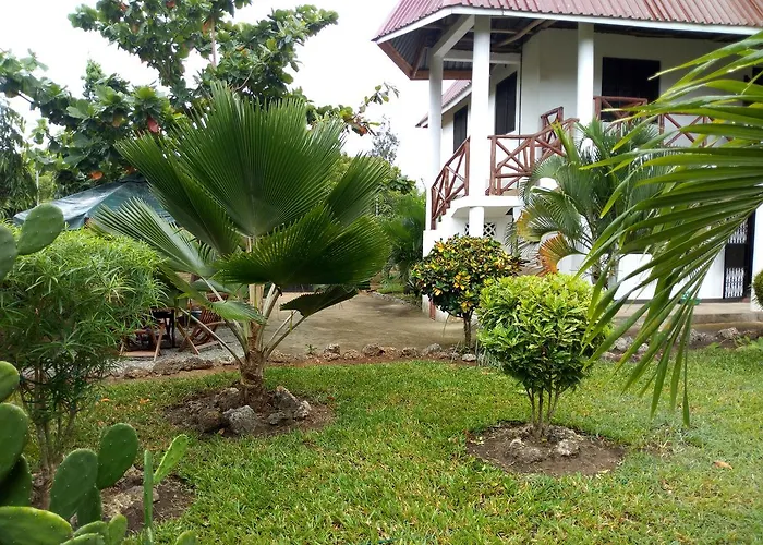 Sea Breeze Villas Kenya Diani Beach