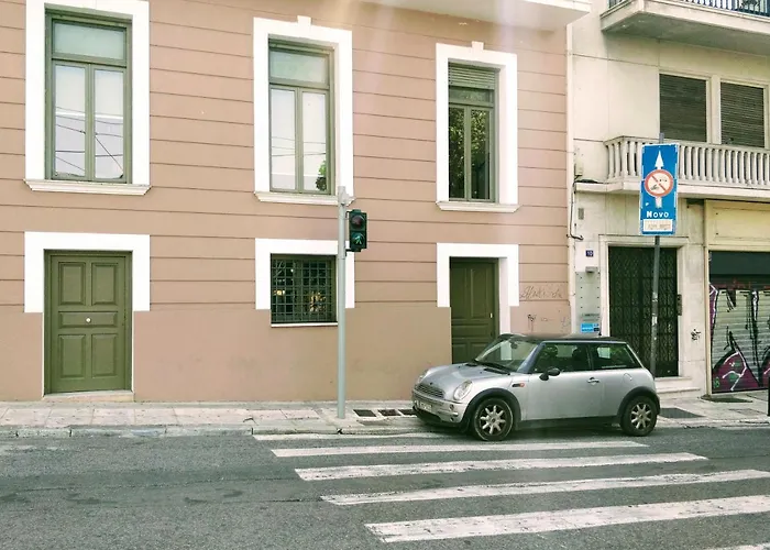 Artistic Deco Apartment Athens