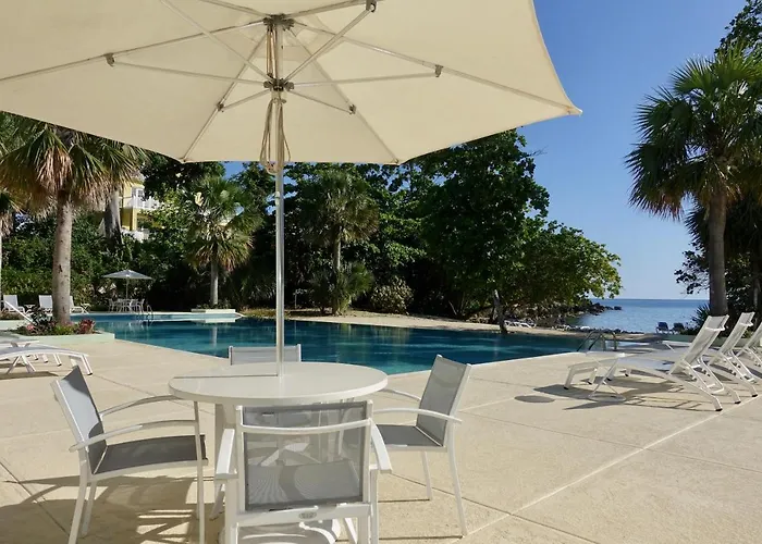 Stunning Ocean View Villa Negril