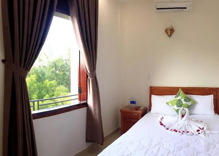 Canh Duong Motel Lang Co