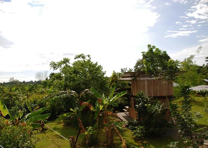 Maracumbo Lodge Mompiche