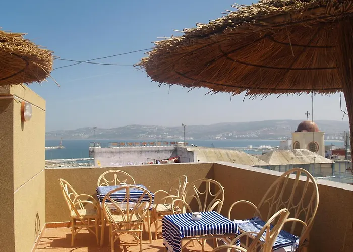 Tanjalucia Hostel Tangier