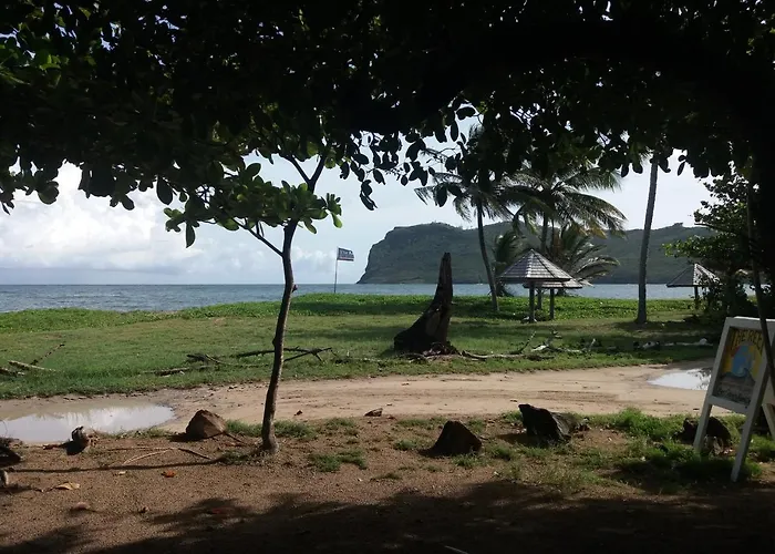 The Reef Beach Huts Vieux Fort