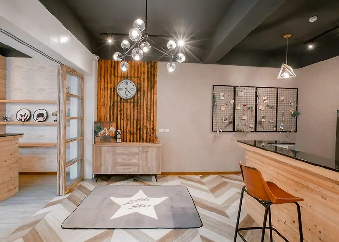 Starrywhale Hostel Magong