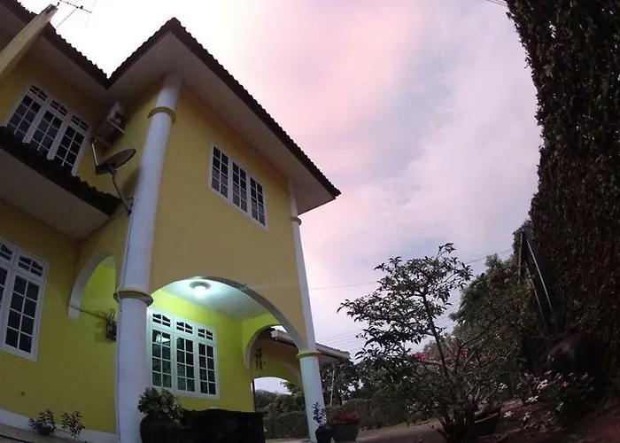 Homestay Petrajaya Kuching