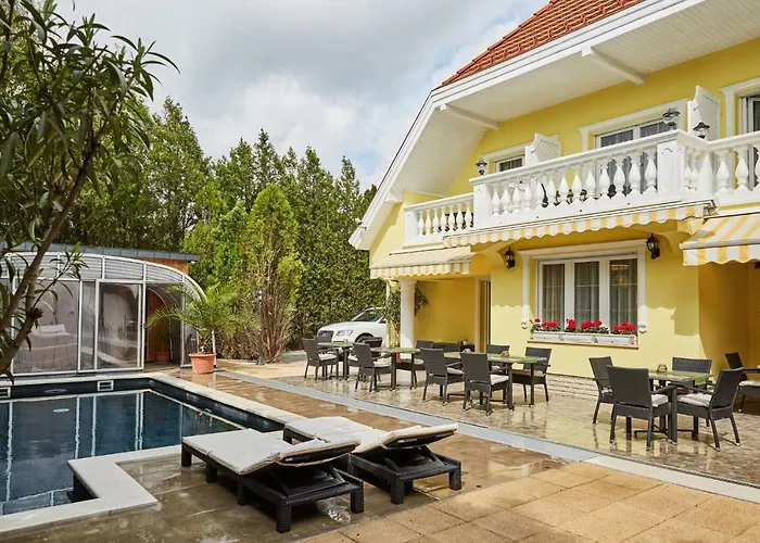 Gold House Pension Balatonfured