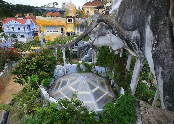 Crazy House Villa Da Lat