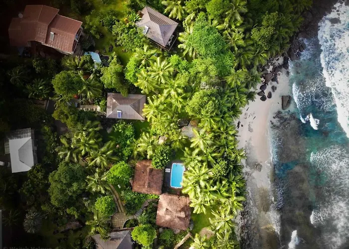 Domaine Desaubin Luxury Villas Takamaka