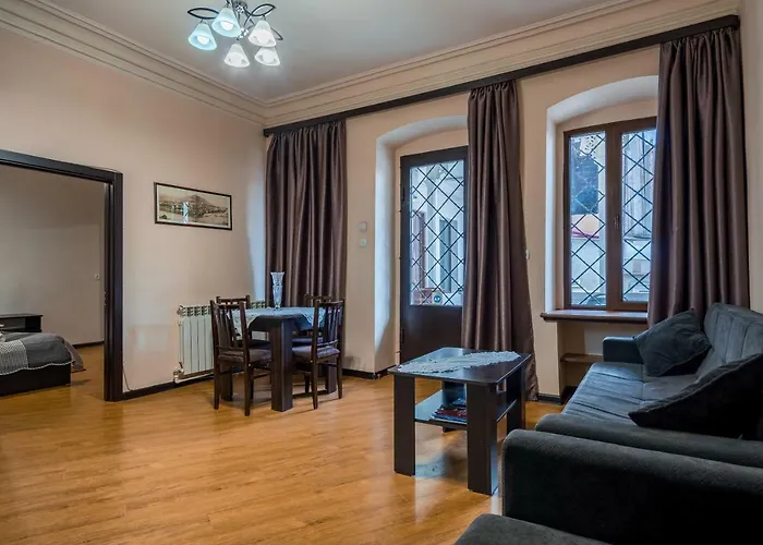 Apartments Near Metekhi Cathedral Tbilisi