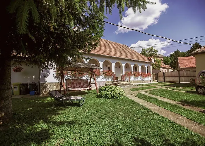 Twin Pines Apartment - Ikerfenyok Apartman Egerszalok