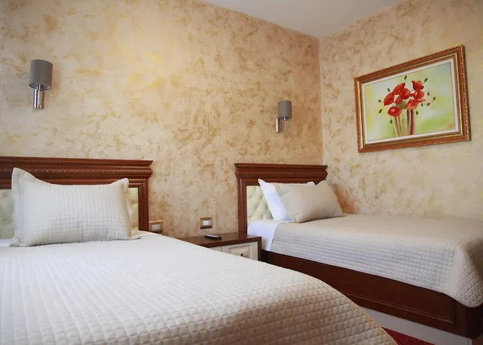 Rozafa Hotel Shkoder
