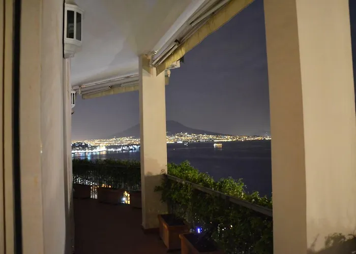 Suite 52 Naples