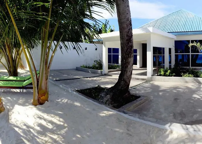 Sea Star Diving Hotel Addu City