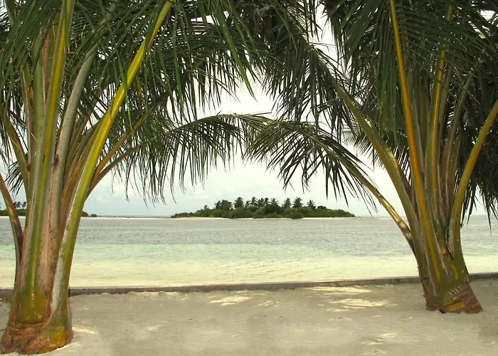 Sea Star Diving Hotel Addu City