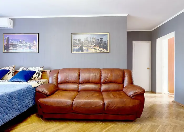 L3-82 Main Street- Modern New Three 3 Separate 3Bedrooms 100 M2 - Central Location, Metro Palace Of Sports - Gulliver Mall, Arena City Kyiv