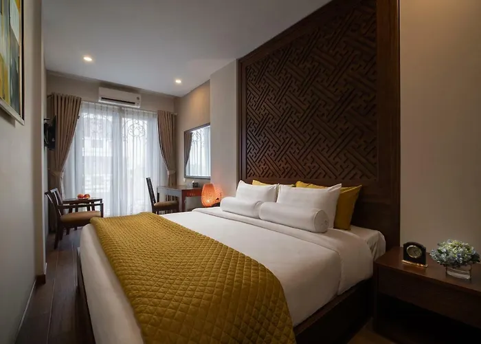 Hanoi Lakeside Premium Hotel & Travel
