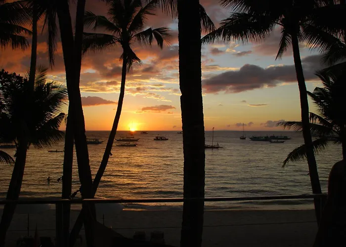 Sundown Beach Studios Manoc-Manoc
