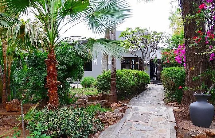 Etosha Garten Hotel Outjo