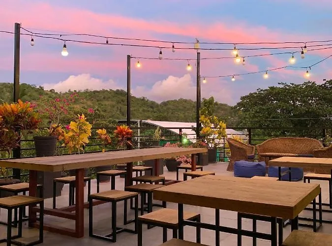 Dayon Hostel Coron