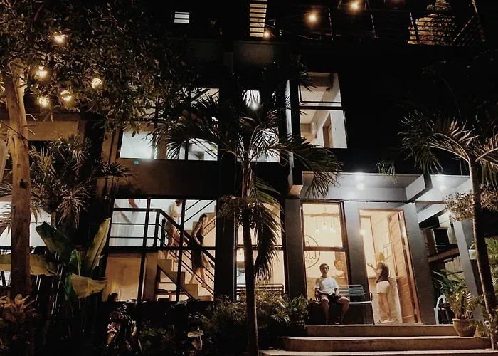 Dayon Hostel Coron