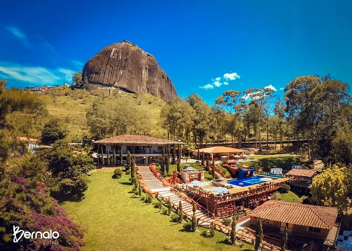 Mansion By Bernalo Hotels Guatapé