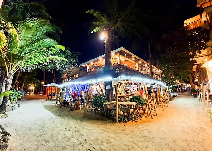 Cocoloco Beach Resort Manoc-Manoc