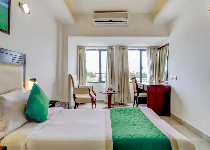 Hotel Luciya Kochi