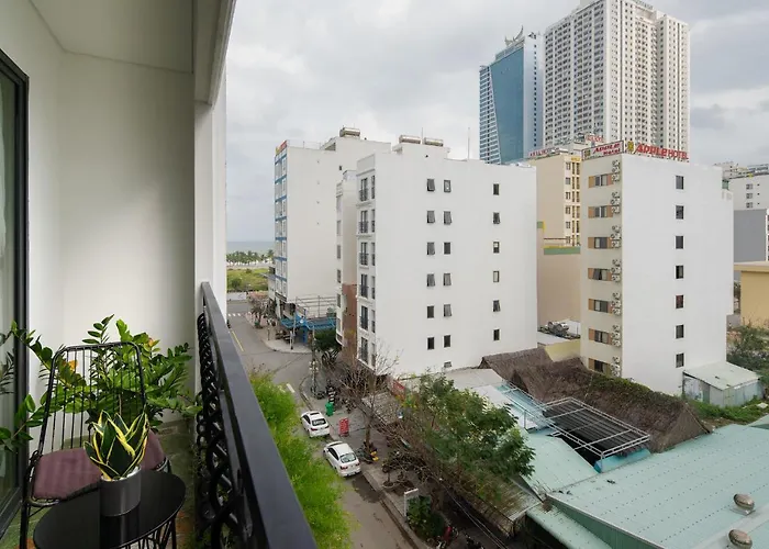 Sharon Hotel And Apartment Danang